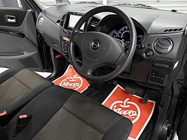 Nissan ROOX 2012-01 185628-6