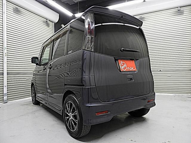 Nissan ROOX 2012-01 185628-26