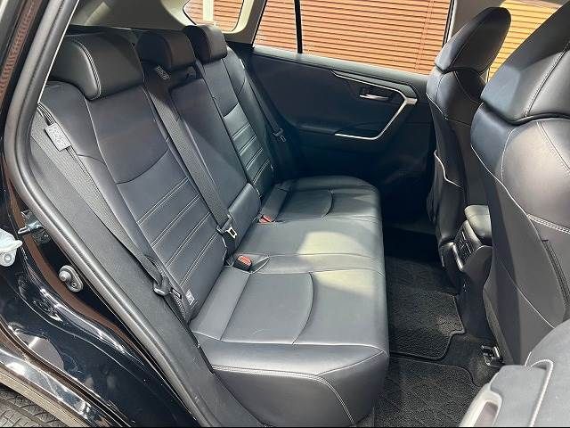 Toyota RAV4 2019-07 24756-8