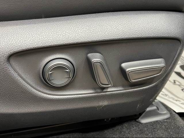 Toyota RAV4 2019-07 24756-15