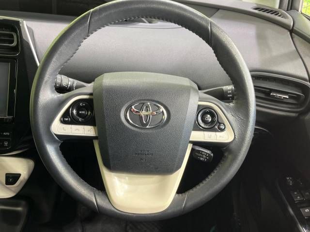 Toyota PRIUS 2016-02 15085-11