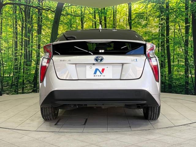 Toyota PRIUS 2016-02 15085-15