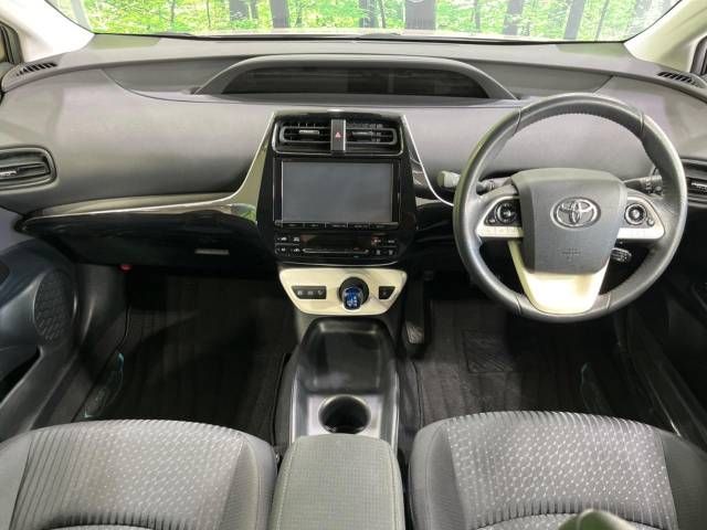 Toyota PRIUS 2016-02 15085-1