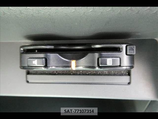 Mazda FLAIR CROSSOVER 2015-05 313041-5