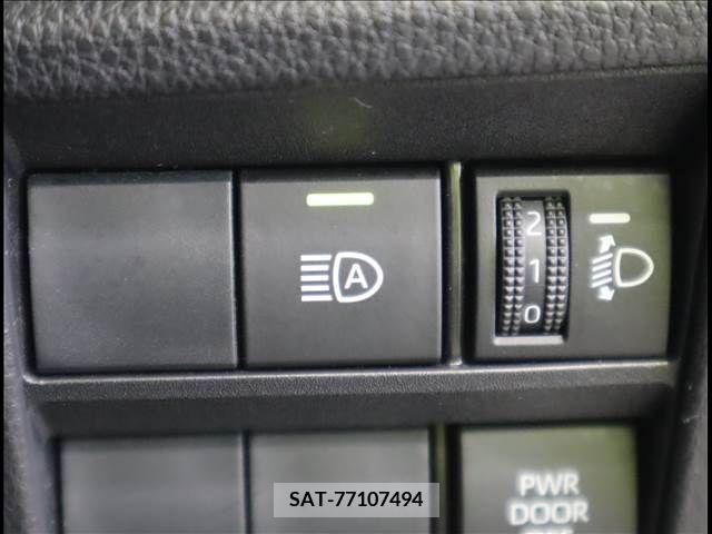 Toyota NOAH 2022-04 224674-14