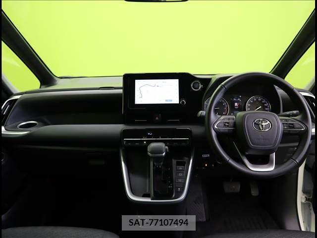 Toyota NOAH 2022-04 224674-2
