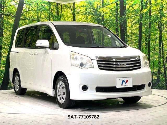 Toyota NOAH 2013-08 321346-19