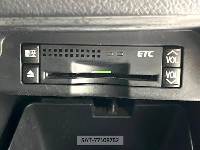 Toyota NOAH 2013-08 321346-6