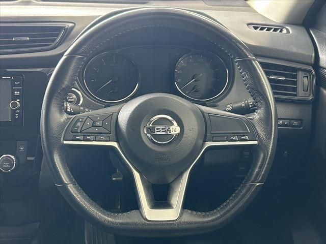 Nissan X-TRAIL 2017-07 190476-26