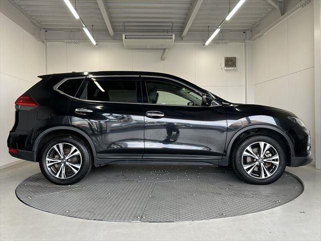 Nissan X-TRAIL 2017-07 190476-3