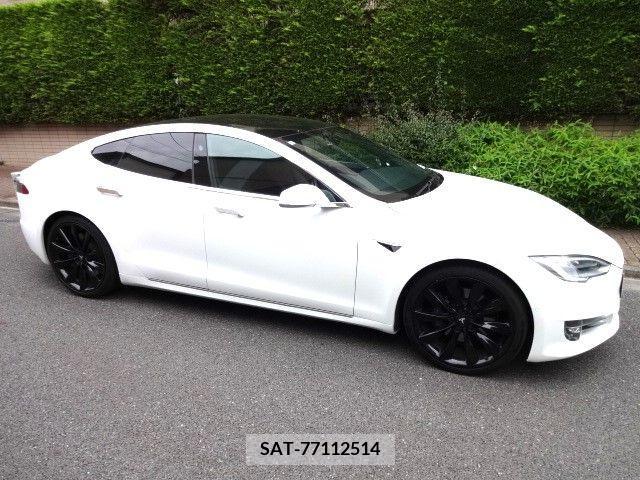 Tesla MODEL S 2020-12 287645-7