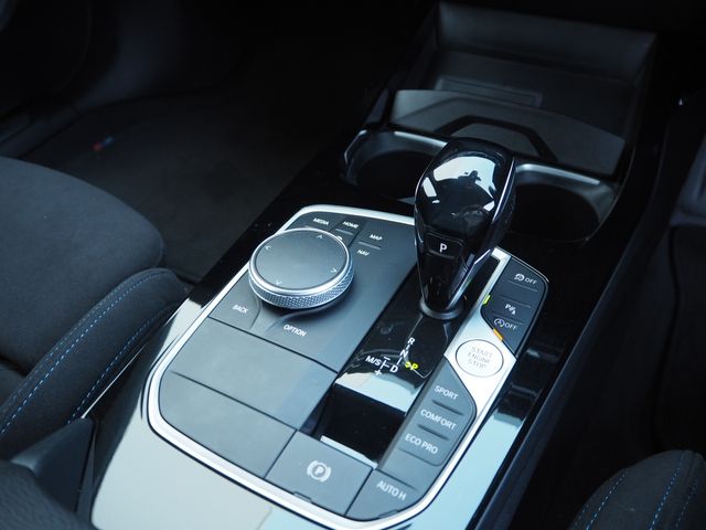 Bmw 1 SERIES 2022-02 665-12