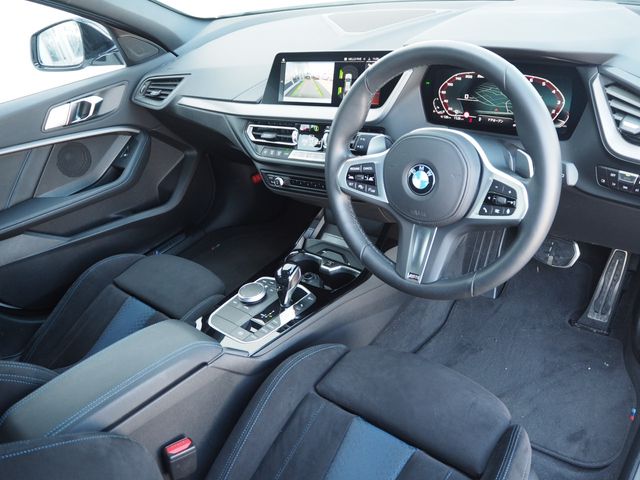 Bmw 1 SERIES 2022-02 665-1