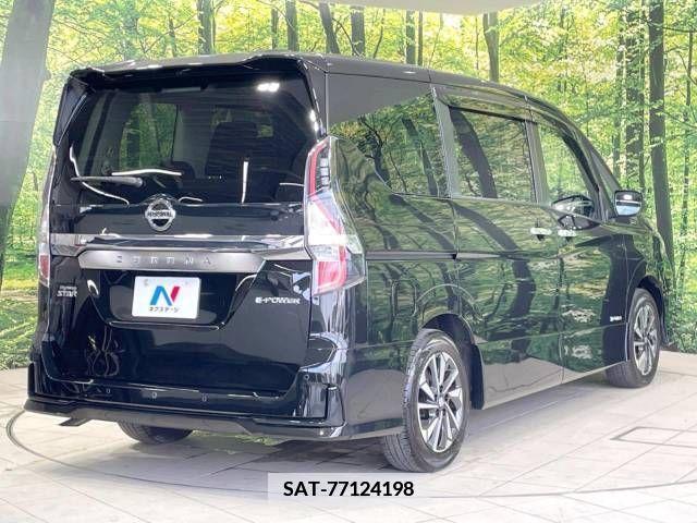 Nissan SERENA 2022-04 342888-18
