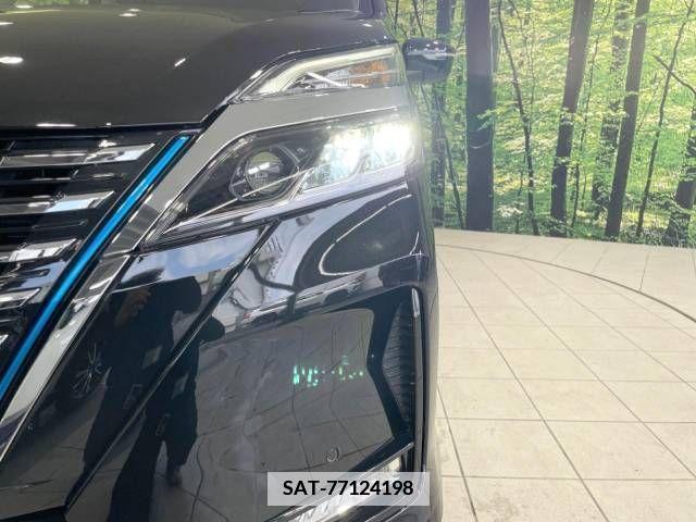 Nissan SERENA 2022-04 342888-13