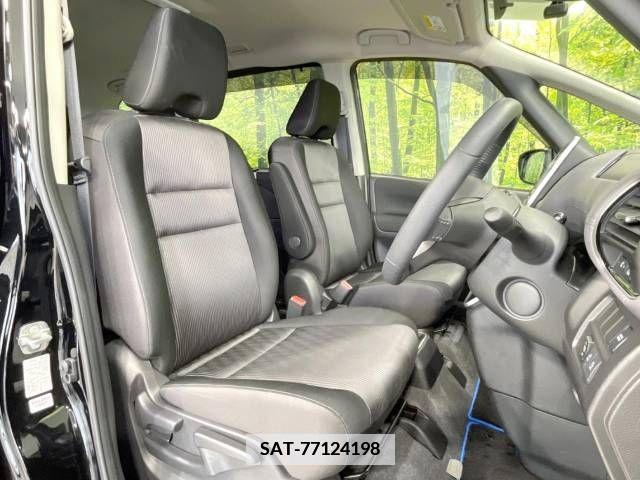 Nissan SERENA 2022-04 342888-8