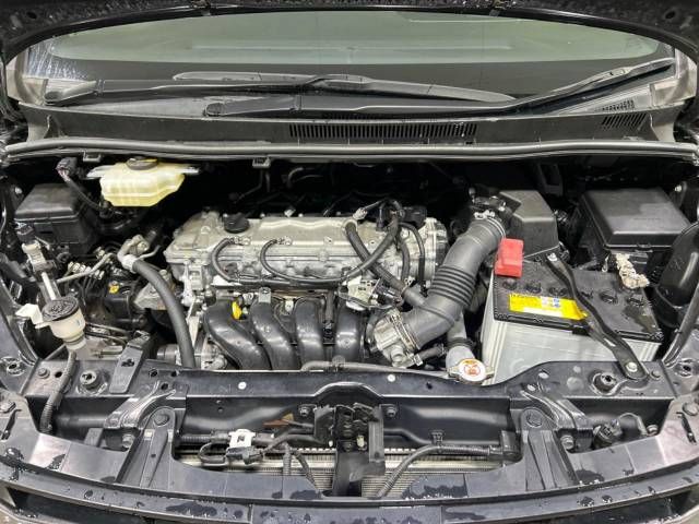 Toyota NOAH 2018-02 20147-18