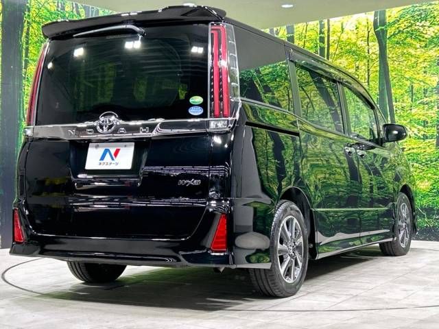 Toyota NOAH 2018-02 20147-17