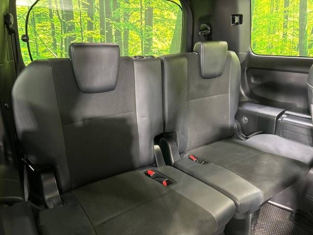 Toyota NOAH 2018-02 20147-9