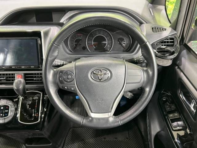 Toyota NOAH 2018-02 20147-11
