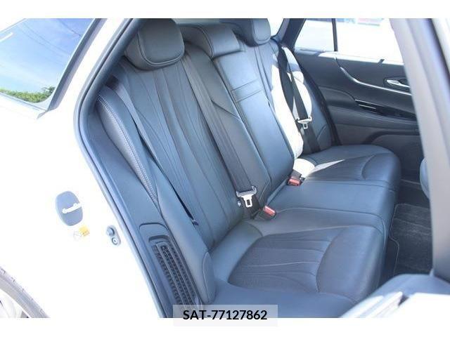 Toyota Mirai 2021-07 352055-15