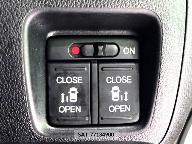 Honda N BOX 2015-04 348097-4