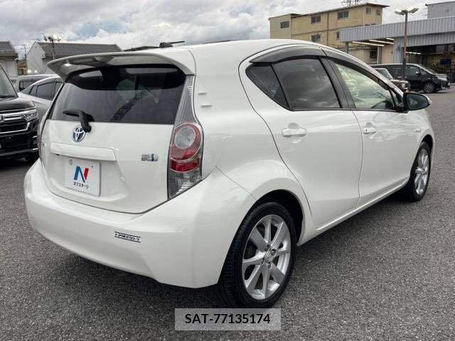 Toyota AQUA 2013-06 260131-17