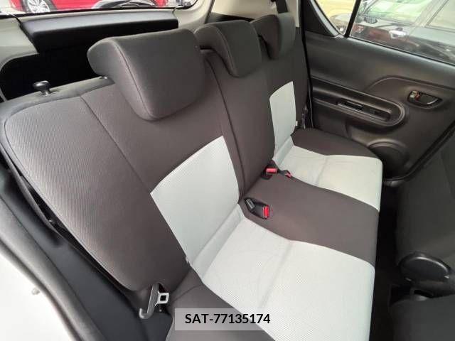 Toyota AQUA 2013-06 260131-9