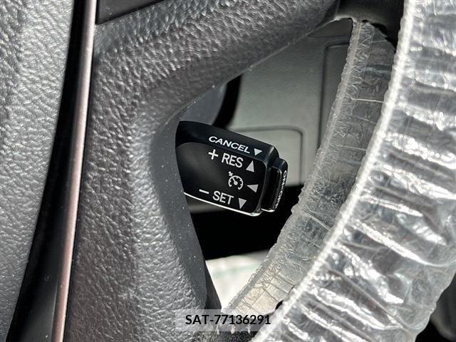 Toyota VELLFIRE 2015-06 371873-13