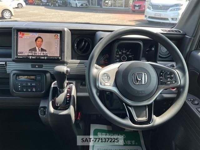 Honda N-VAN 2022-09 307965-12