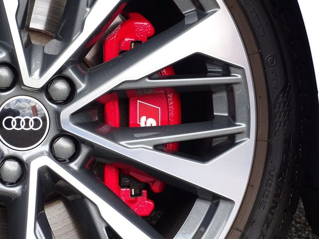 Audi SQ2 2021-03 22899-3
