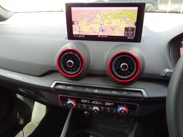 Audi SQ2 2021-03 22899-16