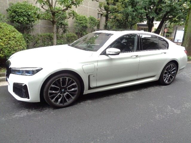 Bmw 7 SERIES 2020-09 2852-5