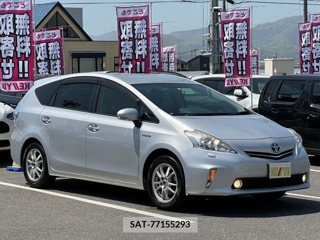 Toyota PRIUS ALPHA 2014-01 366780-3
