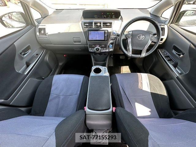 Toyota PRIUS ALPHA 2014-01 366780-2