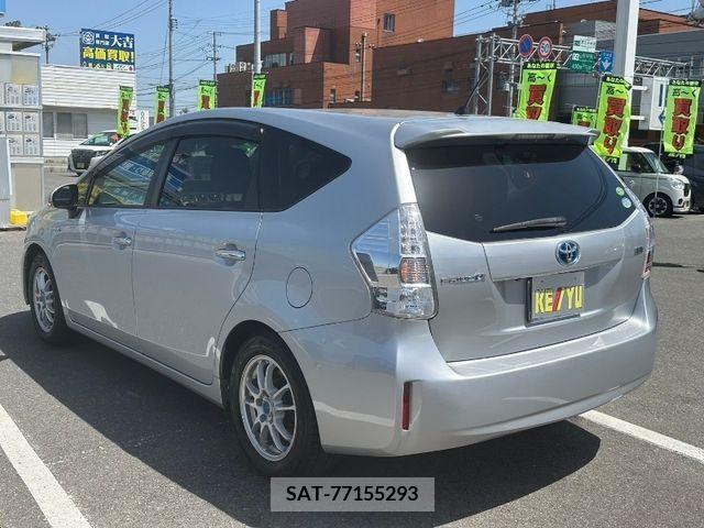 Toyota PRIUS ALPHA 2014-01 366780-6
