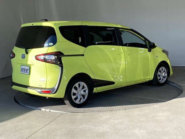 Toyota SIENTA 2016-03 187656-10