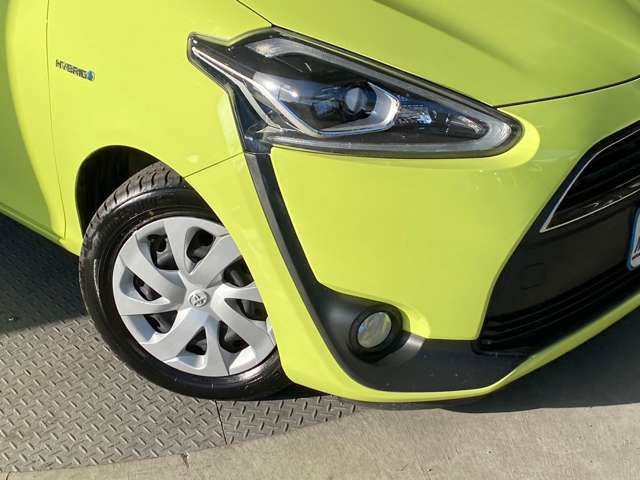 Toyota SIENTA 2016-03 187656-8