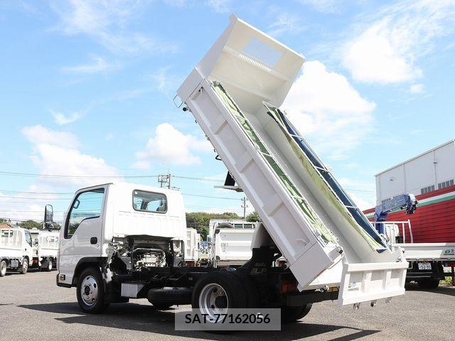 Isuzu ELF TRUCK 2016-12 207783-11