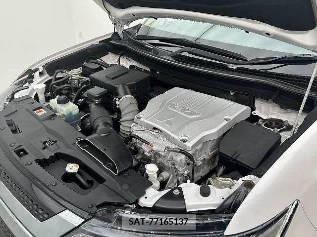 Mitsubishi OUTLANDER PHEV 2018-12 303566-19