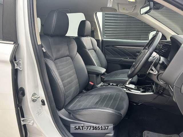 Mitsubishi OUTLANDER PHEV 2018-12 303566-8