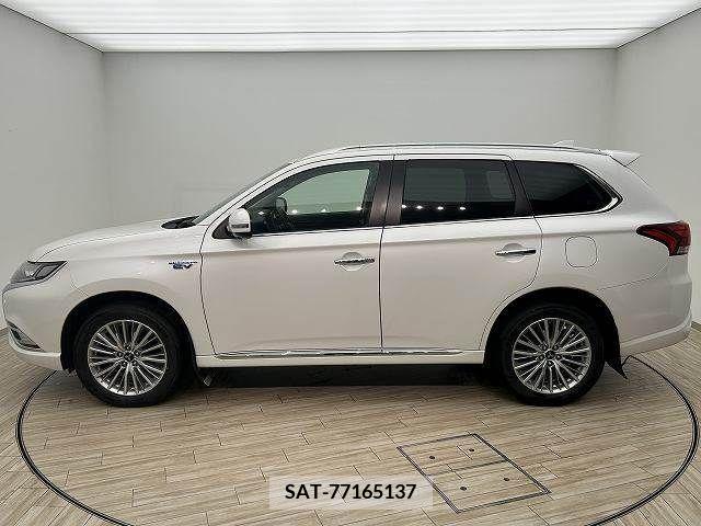 Mitsubishi OUTLANDER PHEV 2018-12 303566-13