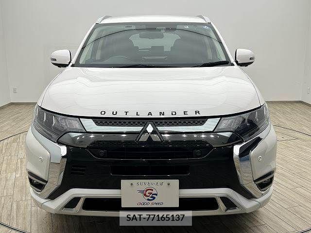 Mitsubishi OUTLANDER PHEV 2018-12 303566-11