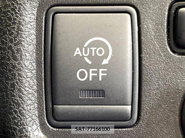 Nissan NOTE 2016-01 384156-5