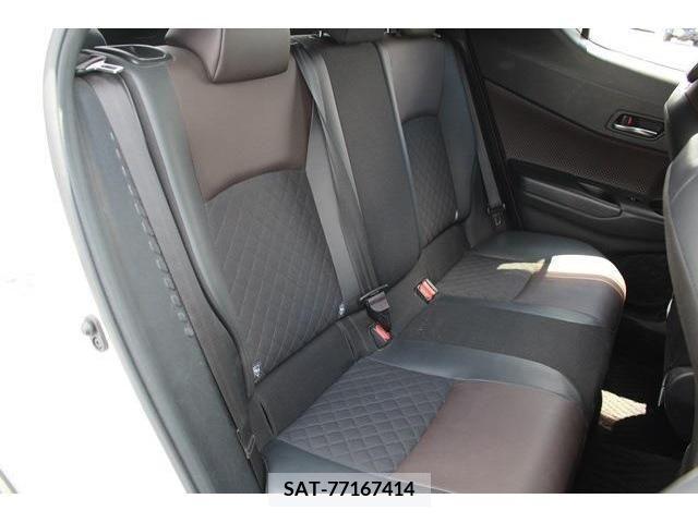 Toyota C-HR 2017-03 331253-16