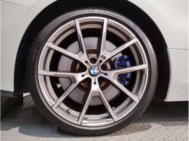 Bmw 8 SERIES 2020-03 15697-13