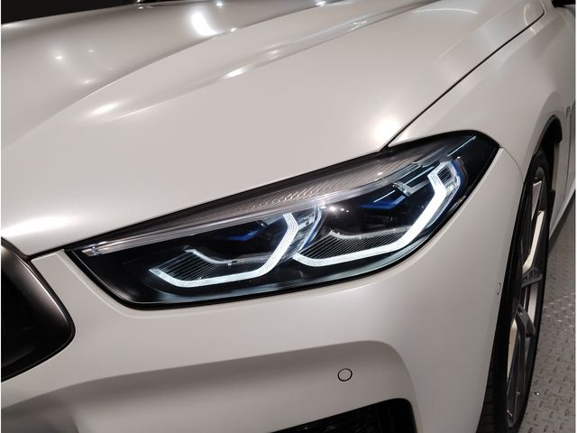 Bmw 8 SERIES 2020-03 15697-6