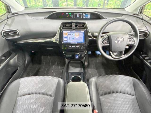 Toyota PRIUS 2019-06 342788-1