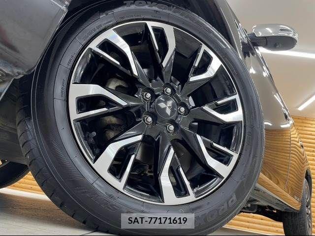 Mitsubishi OUTLANDER PHEV 2016-06 281119-10