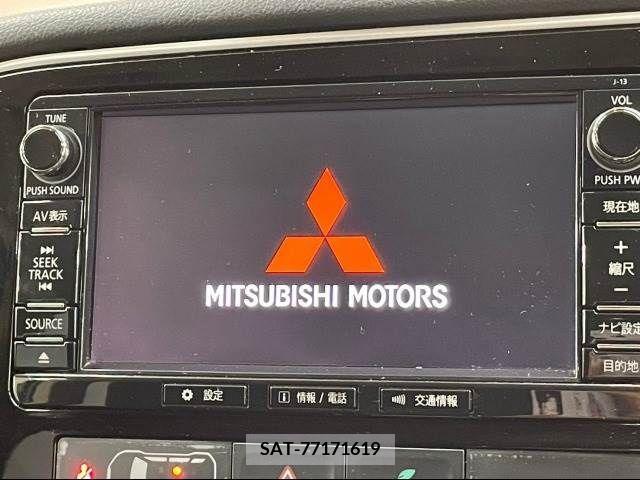 Mitsubishi OUTLANDER PHEV 2016-06 281119-2